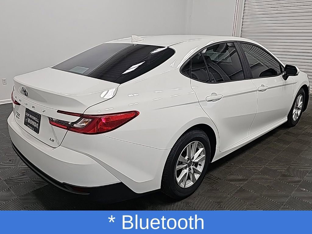 Used 2025 Toyota Camry LE FWD image 5