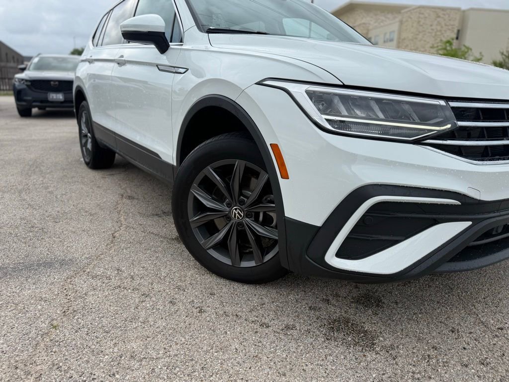 Used 2024 Volkswagen Tiguan Wolfsburg Edition image 2