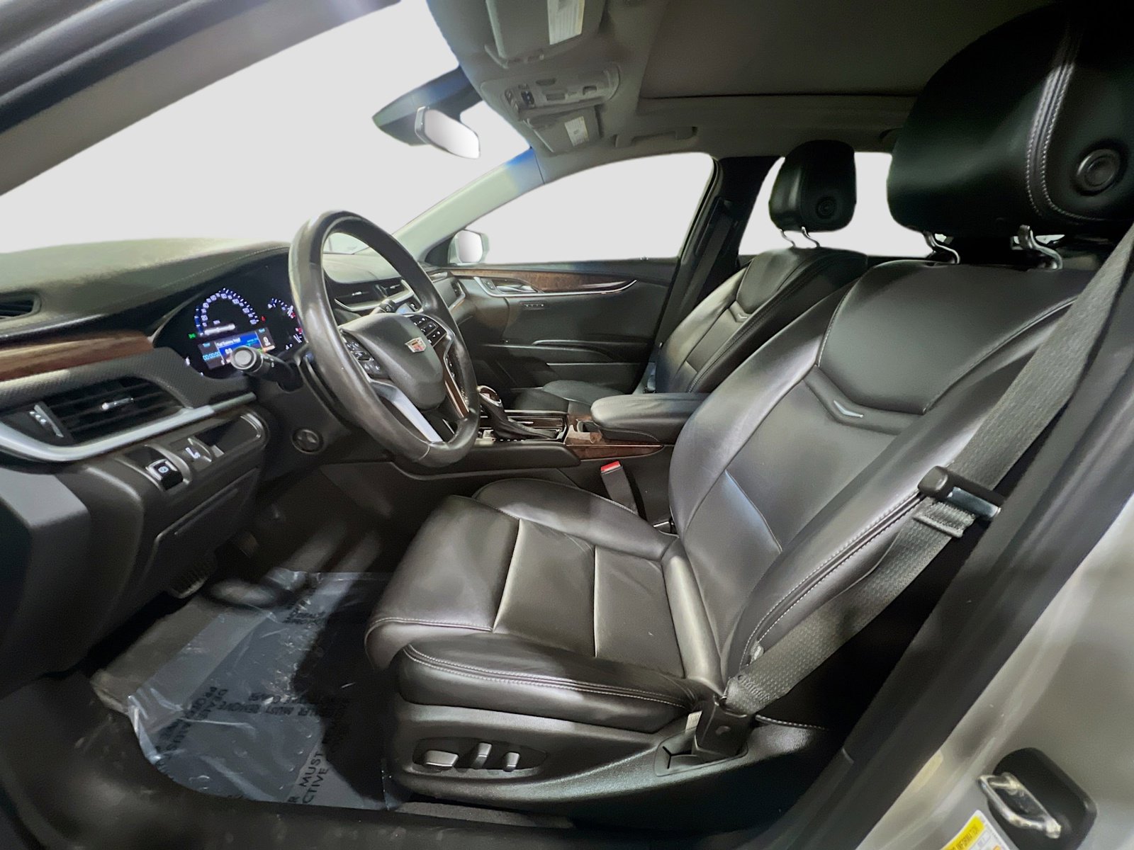 Used 2016 Cadillac XTS Luxury w/ Driver Awareness Package FWD image 16