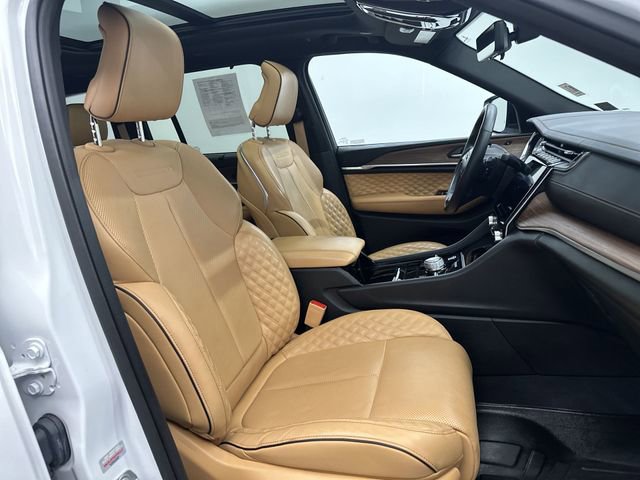 Used 2022 Jeep Grand Cherokee Summit w/ Advanced Protech Group IV image 30