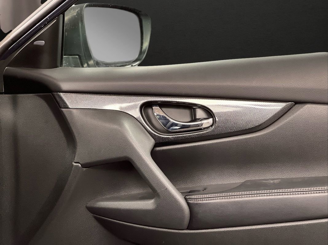 Used 2016 Nissan Rogue SL w/ SL Premium Package image 35