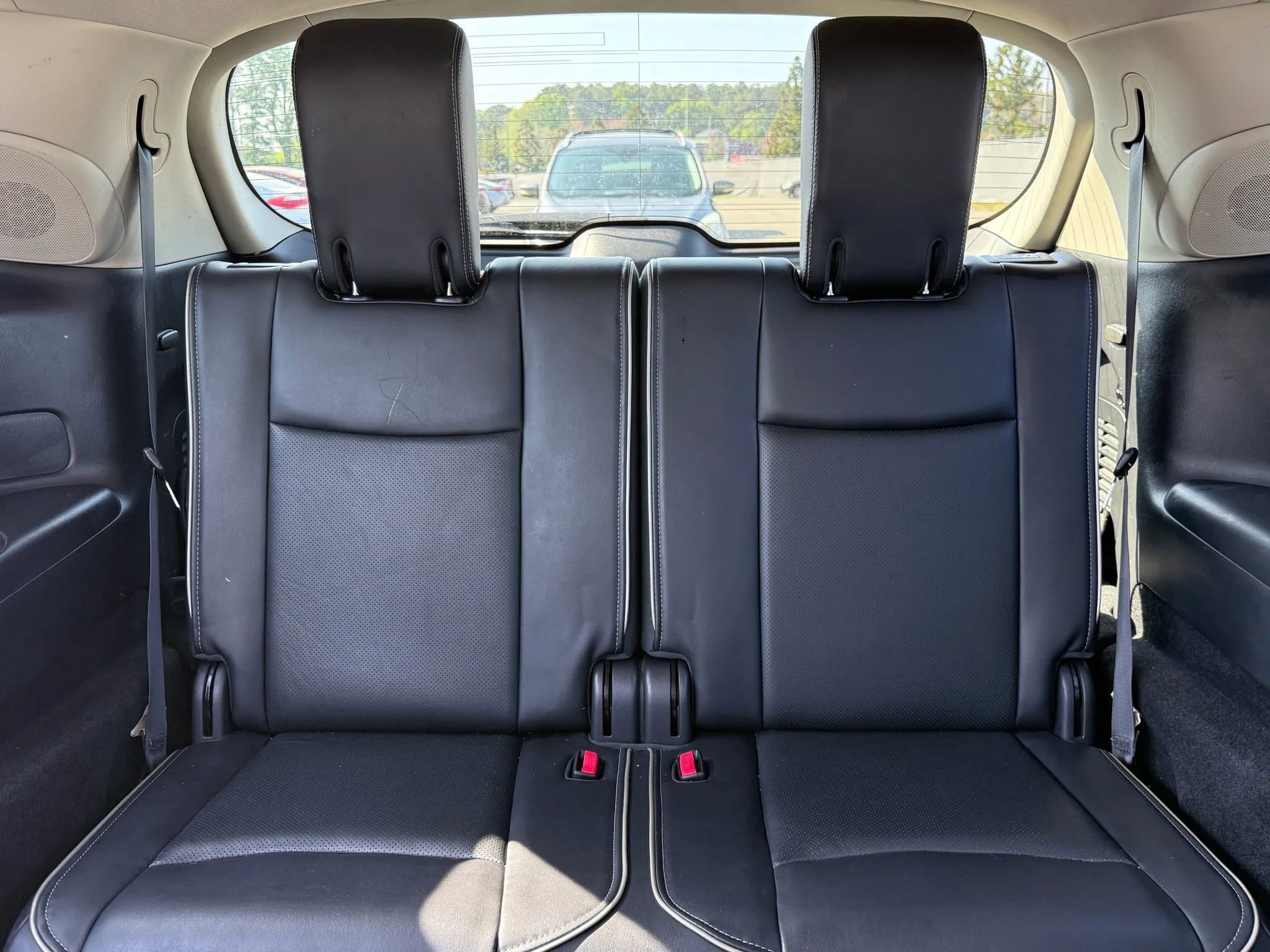 Used 2016 INFINITI QX60 AWD w/ Premium Plus Package image 23