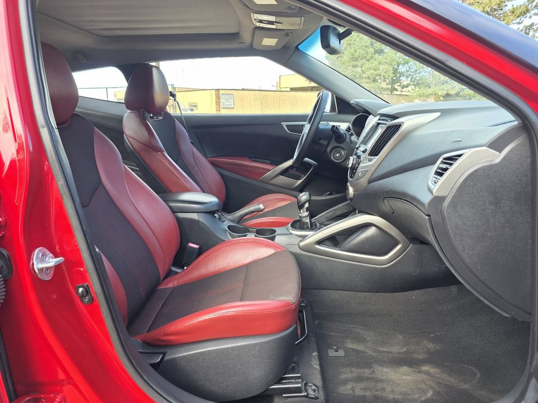 Used 2013 Hyundai Veloster w/ Style Pkg FWD image 20