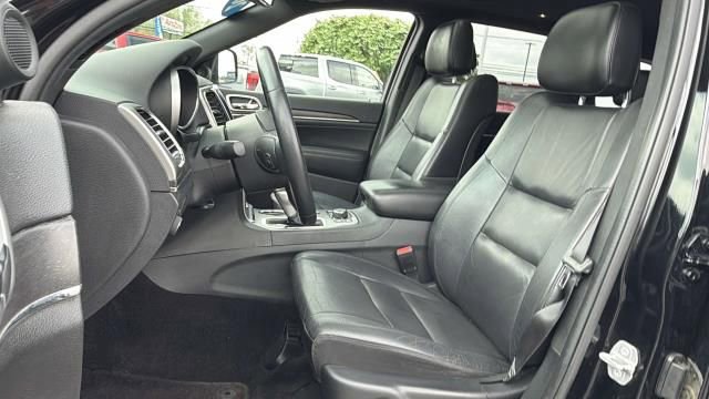 Used 2018 Jeep Grand Cherokee Limited AWD/4WD image 5