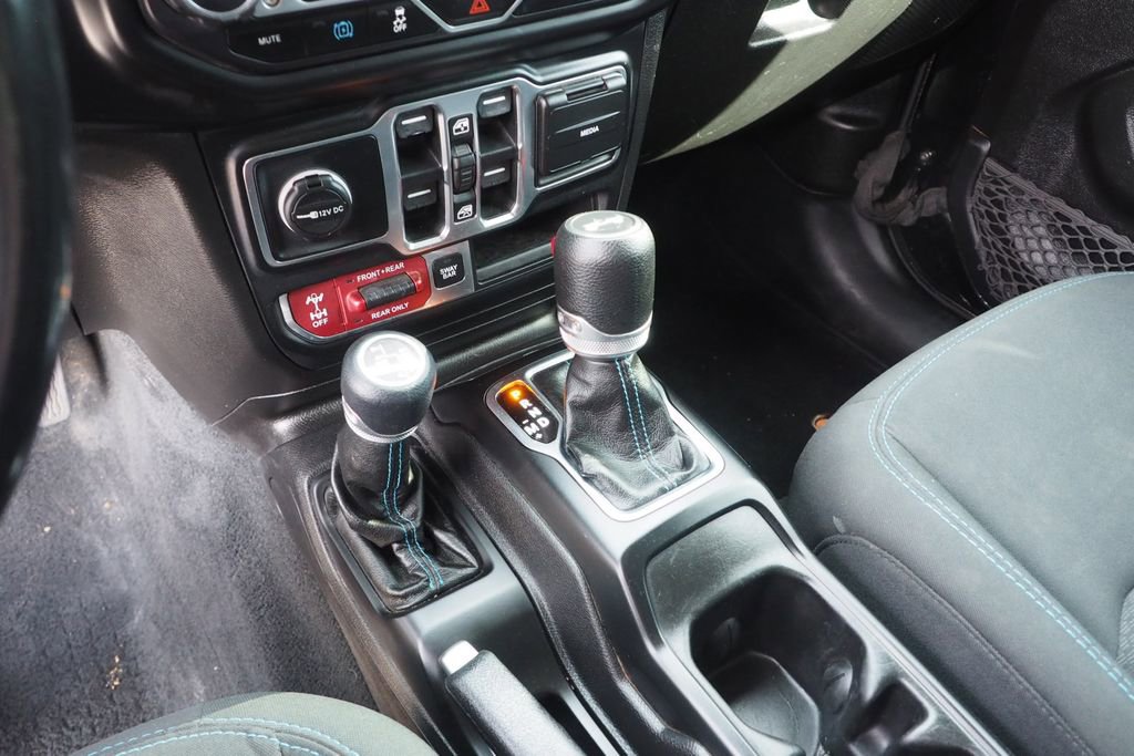 Used 2022 Jeep Wrangler Unlimited Rubicon 4xe w/ Cold Weather Group image 24