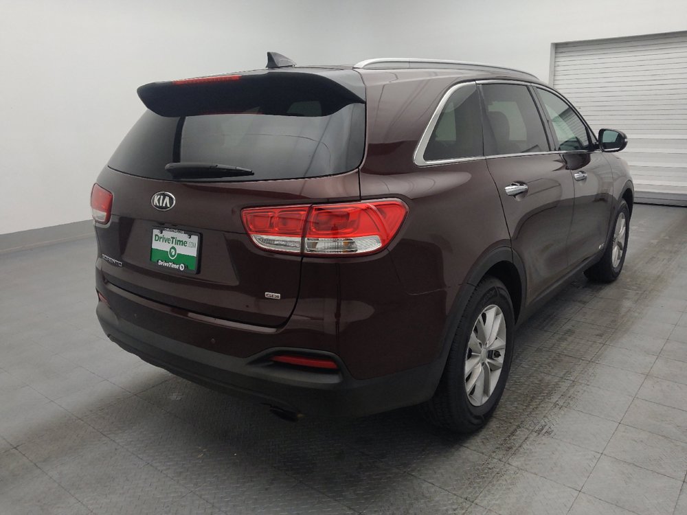 Used 2017 Kia Sorento AWD w/ LX Convenience Package image 9