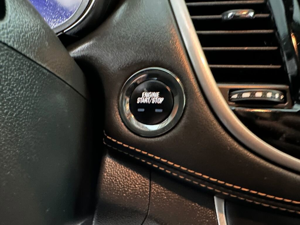 Used 2018 Chevrolet Trax LT w/ LT Convenience Package image 16