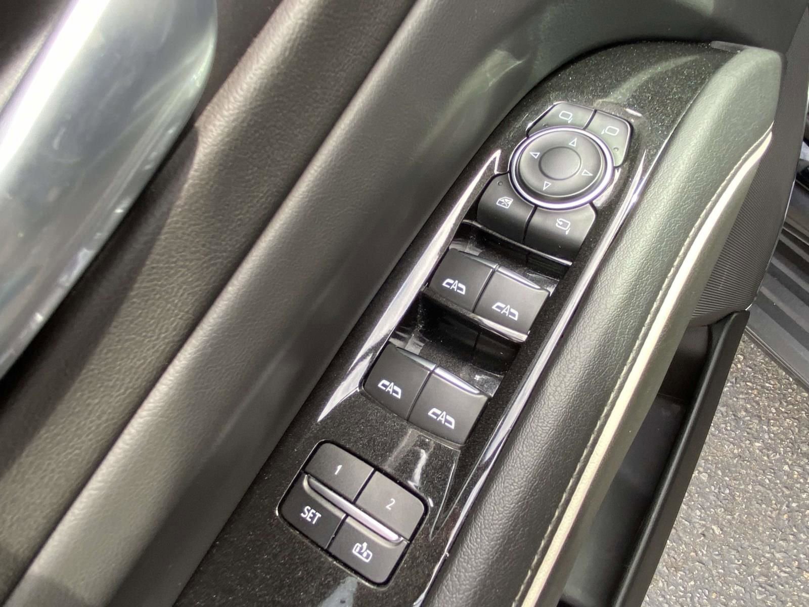 Used 2021 Cadillac Escalade Sport w/ LPO, ONYX Package image 20