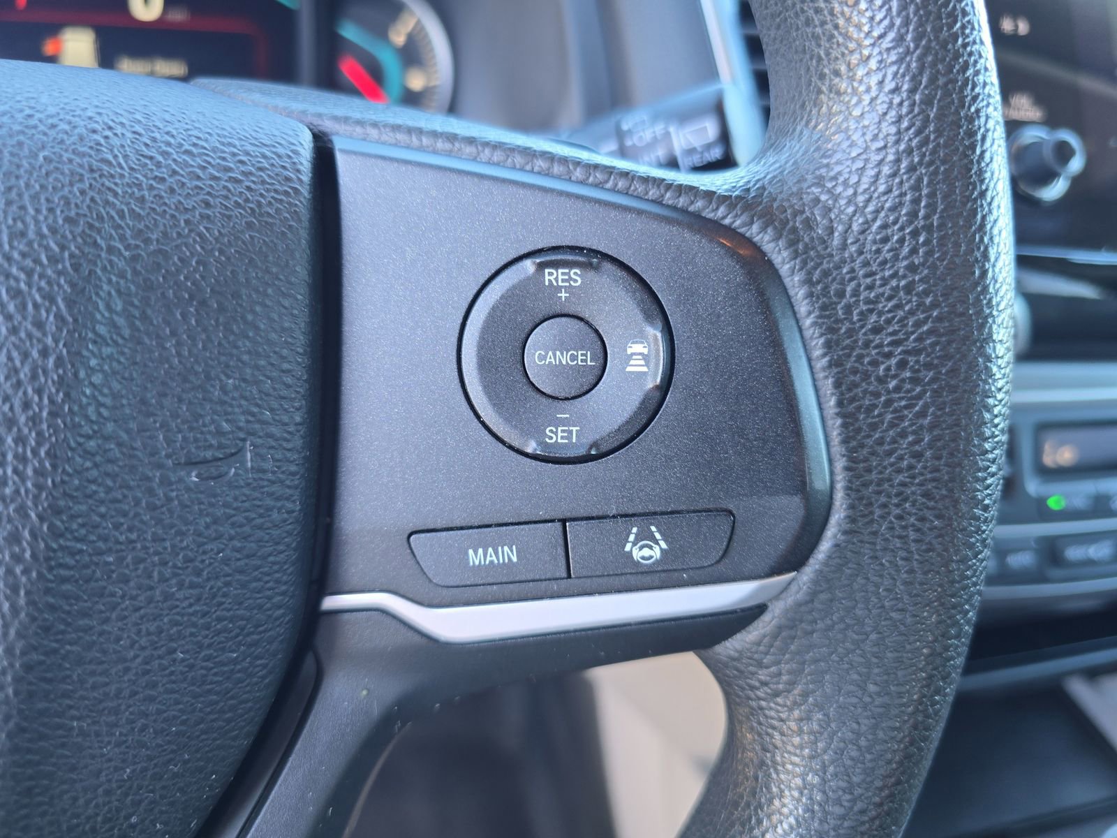 Used 2021 Honda Pilot EX image 24