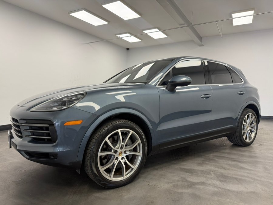 Used 2019 Porsche Cayenne S w/ Premium Plus Package AWD/4WD image 17