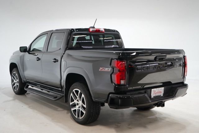 Used 2023 Chevrolet Colorado Z71 w/ Z71 Convenience Package 2 image 6