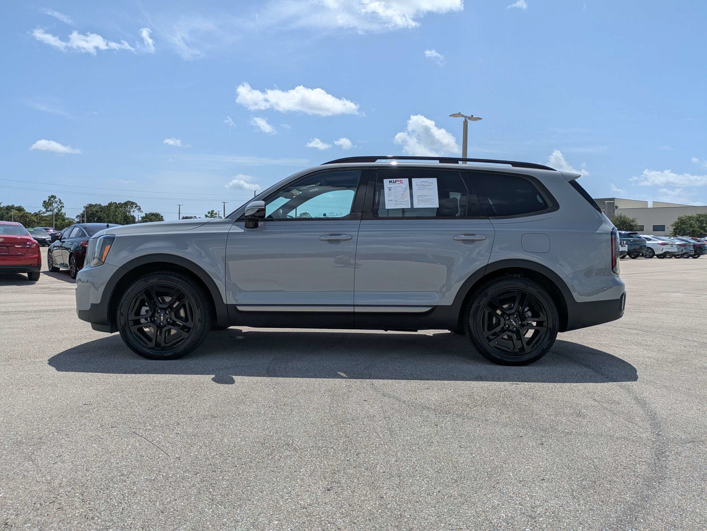 Certified 2023 Kia Telluride SX Prestige X-Line AWD/4WD image 8