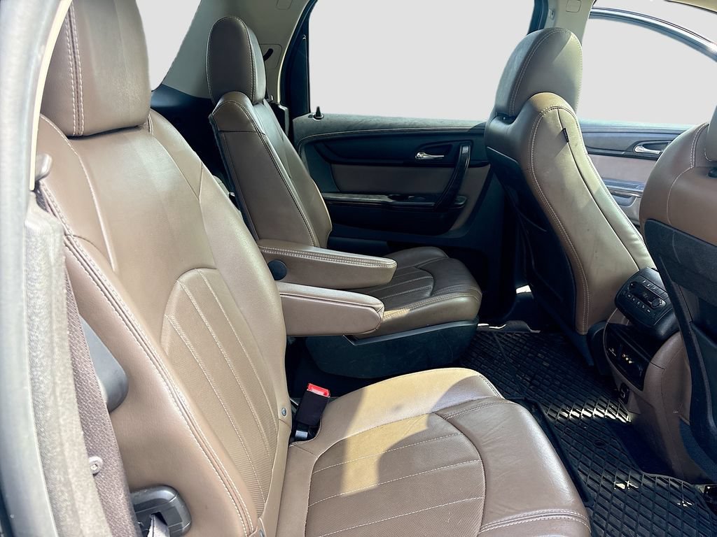Used 2017 GMC Acadia Limited SLT AWD/4WD image 30