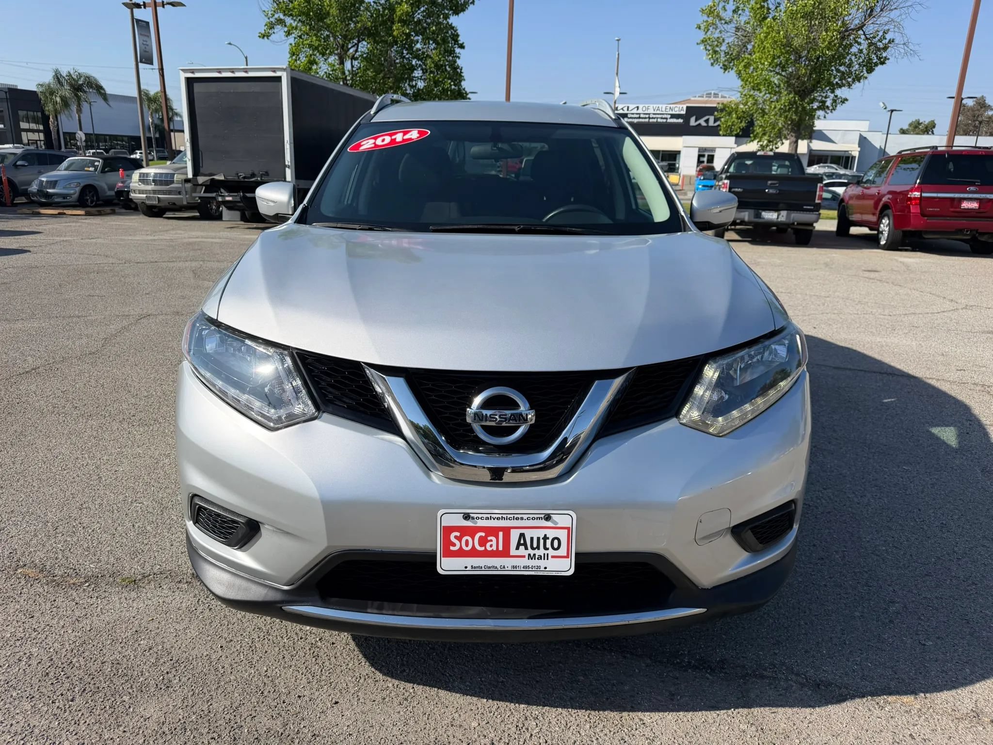 Used 2014 Nissan Rogue SV FWD image 8