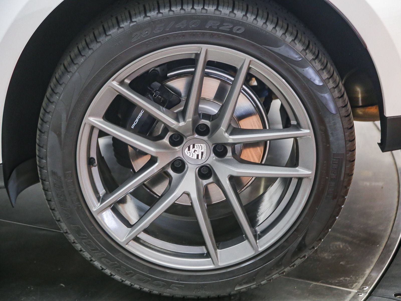 Certified 2025 Porsche Macan Turbo AWD/4WD image 14