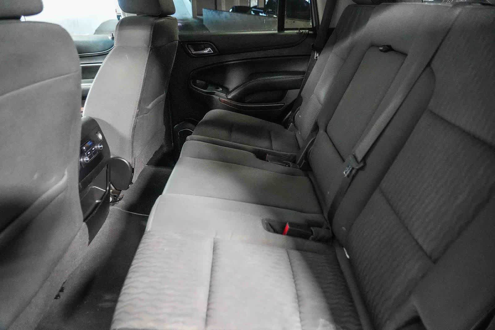 Used 2019 Chevrolet Tahoe LS RWD image 18