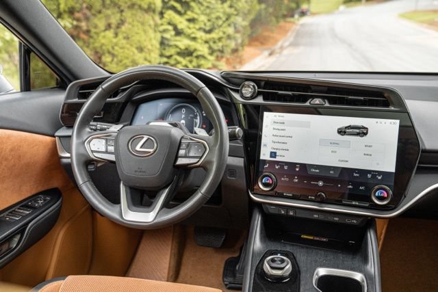 Used 2023 Lexus RZ 450e Premium w/ Accessory Package (2T) AWD/4WD image 27
