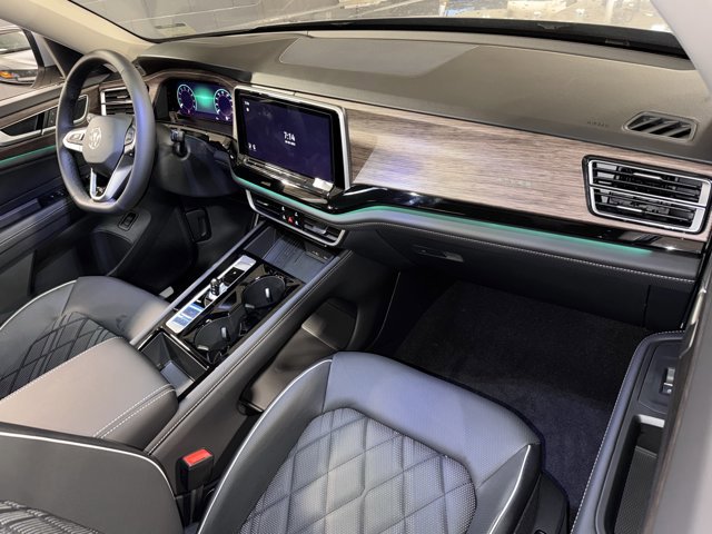 New 2026 Volkswagen Atlas SEL Premium R-Line image 8