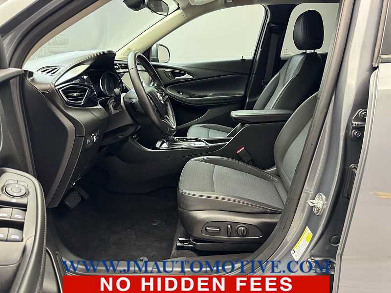 Used 2020 Buick Encore GX Select w/ Sport Touring Package AWD/4WD image 12