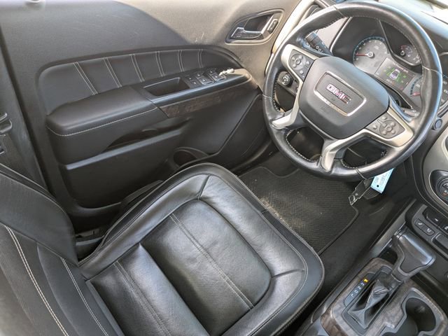 Used 2021 GMC Canyon Denali image 16