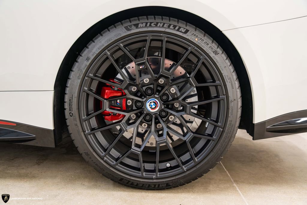 Used 2023 BMW M4 CSL image 7
