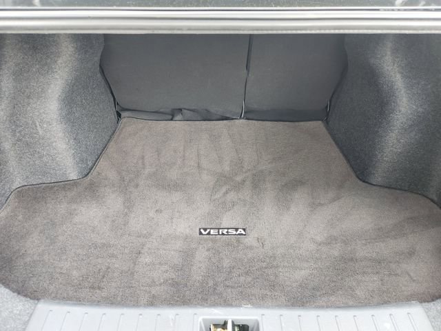 Used 2025 Nissan Versa SV FWD image 26