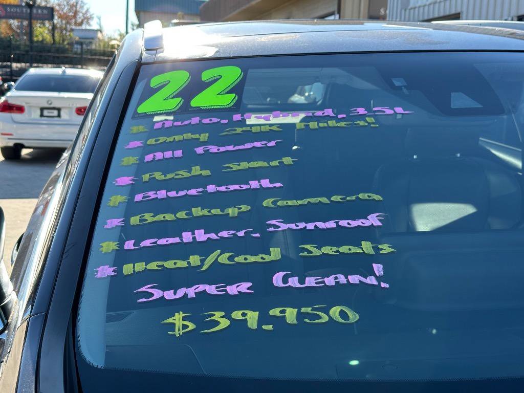 Used 2022 Lexus RX 450hL AWD w/ Premium Package image 2