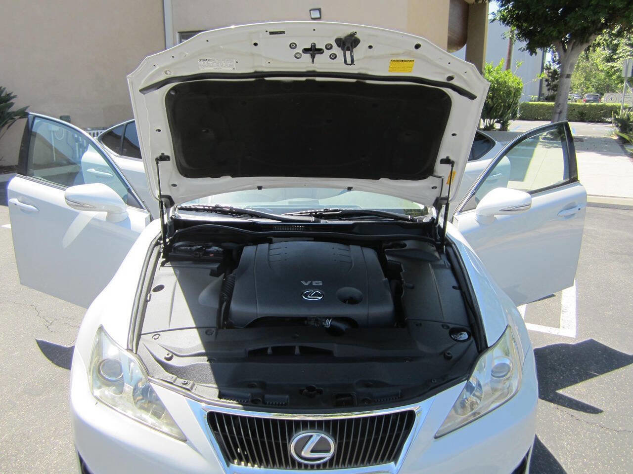 Used 2011 Lexus IS 250 w/ Premium Pkg Value Edition RWD image 13