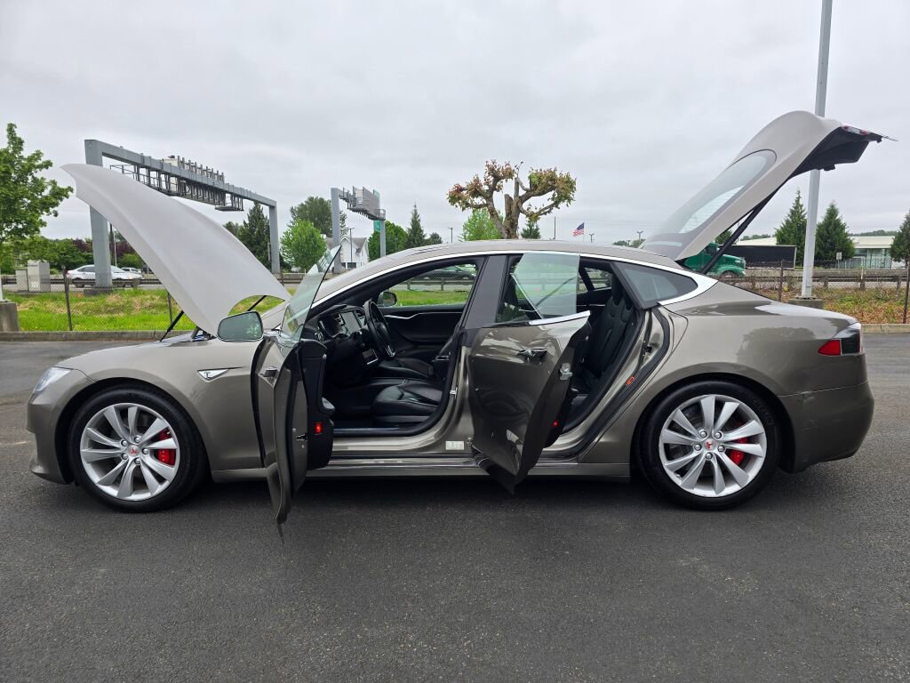 Used 2016 Tesla Model S P90D AWD/4WD image 11