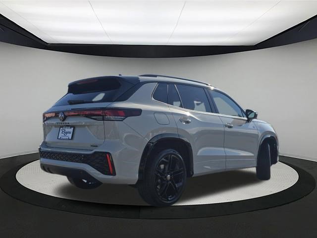 New 2026 Volkswagen Tiguan SE R-Line image 7