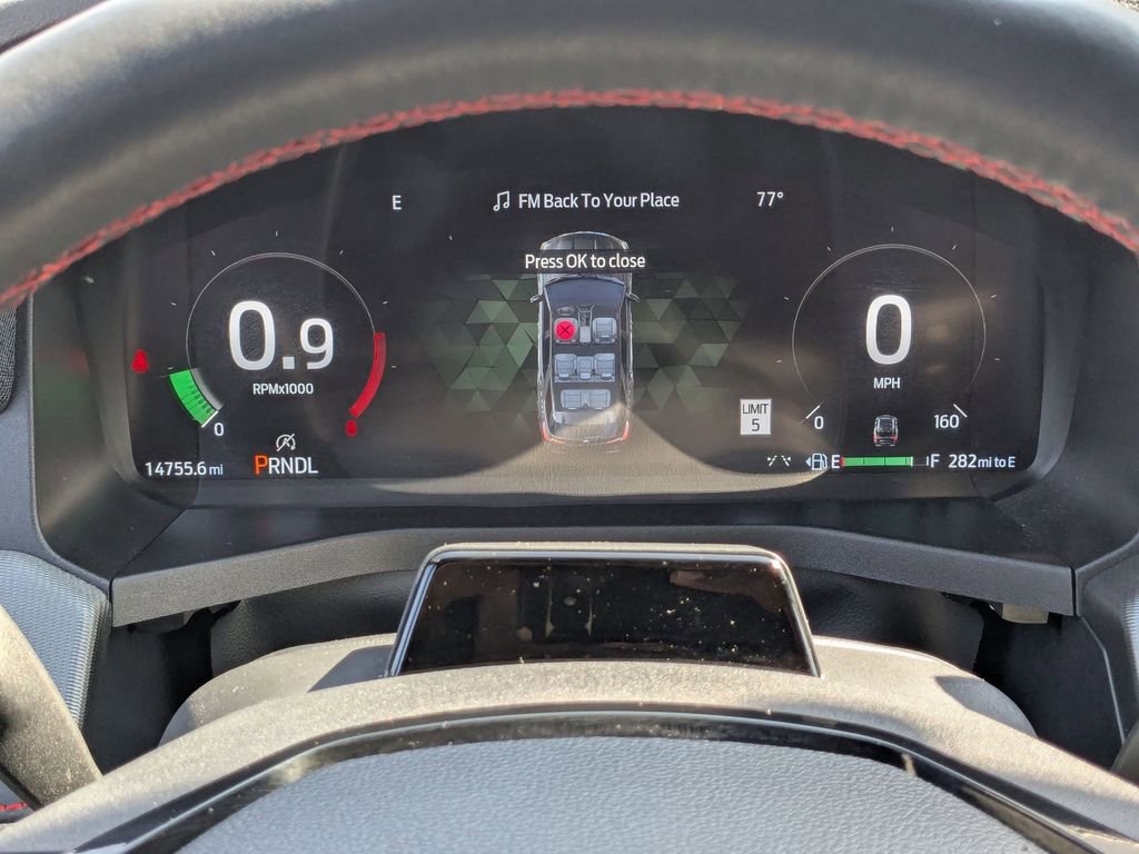 Used 2025 Ford Explorer ST-Line w/ ST-Line Street Pack image 18