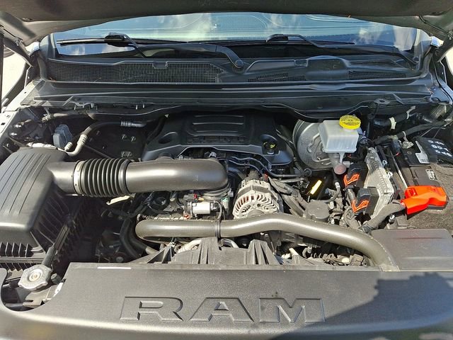 Used 2022 RAM 1500 Limited w/ Body Color Bumper Group image 31