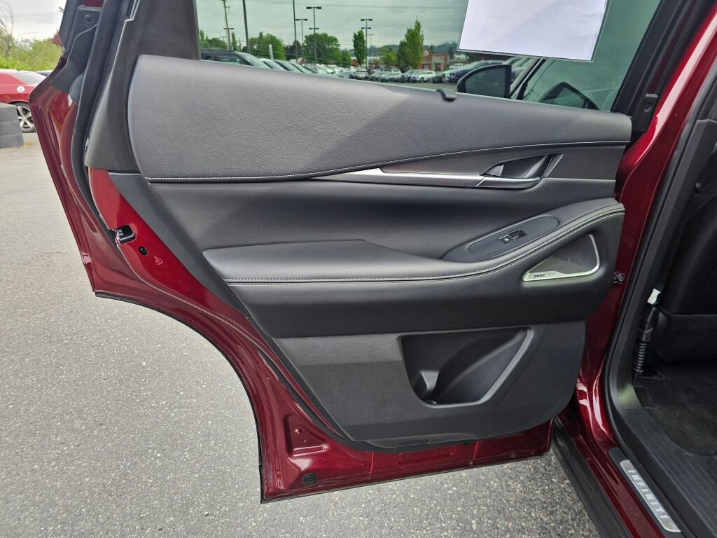 Used 2024 INFINITI QX60 Luxe w/ Performance Audio Package AWD/4WD image 20