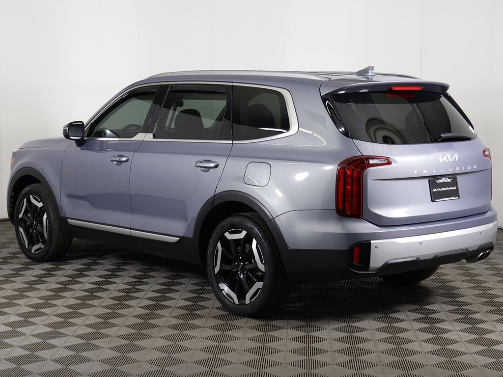 Used 2024 Kia Telluride S w/ S Sunroof Package image 11