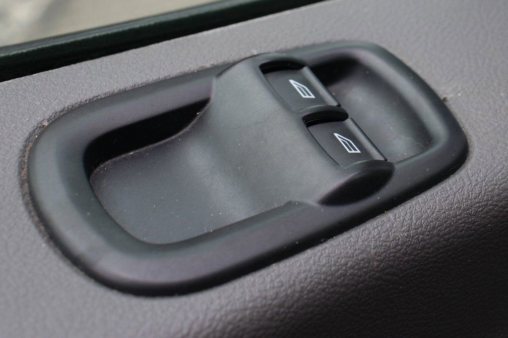 Used 2021 Ford Transit 350 XLT image 18