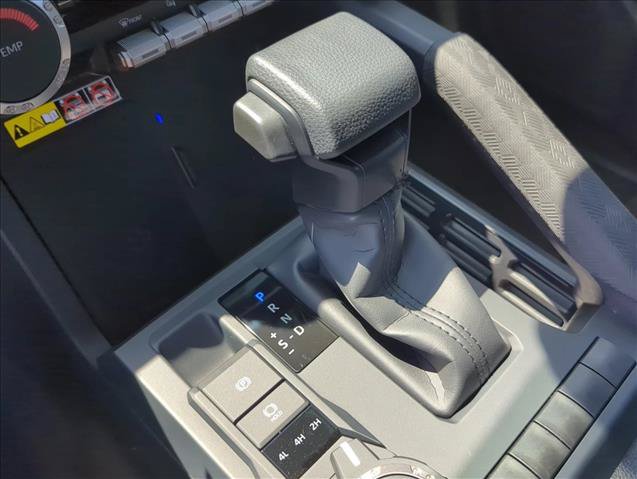 Certified 2026 Toyota Tacoma SR5 AWD/4WD image 22