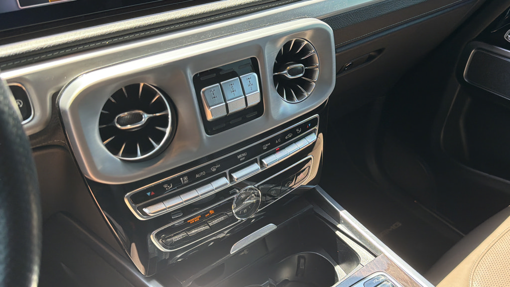 Used 2022 Mercedes-Benz G 550 image 27