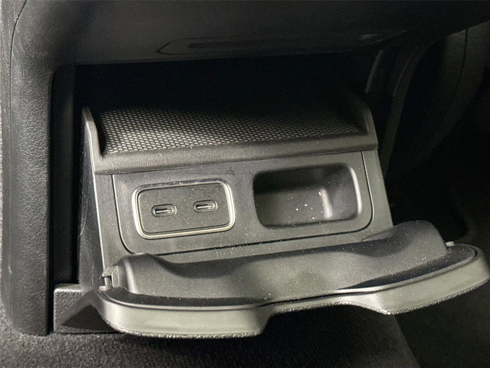 Used 2024 Mercedes-Benz GLS 450 4MATIC w/ AMG Line Exterior image 39