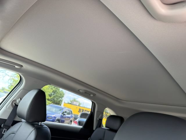 New 2026 Kia Sorento S w/ S Panoramic Sunroof Package FWD image 16