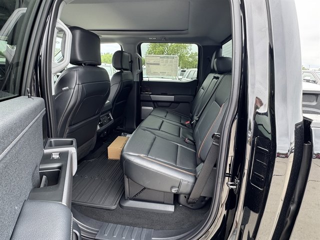 New 2025 Ford F250 Lariat w/ Lariat Ultimate Package image 25