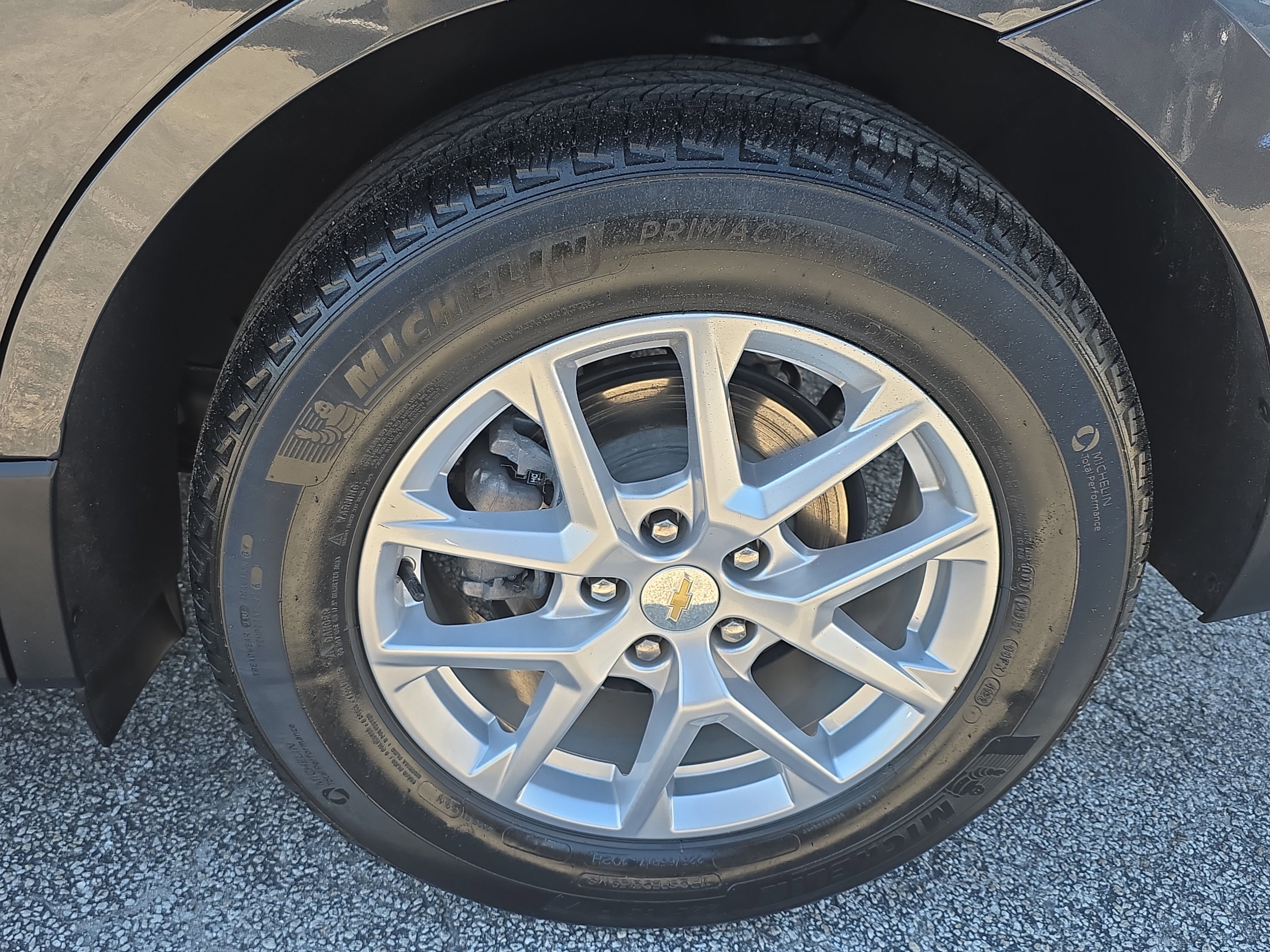 Used 2023 Chevrolet Equinox LT FWD image 13