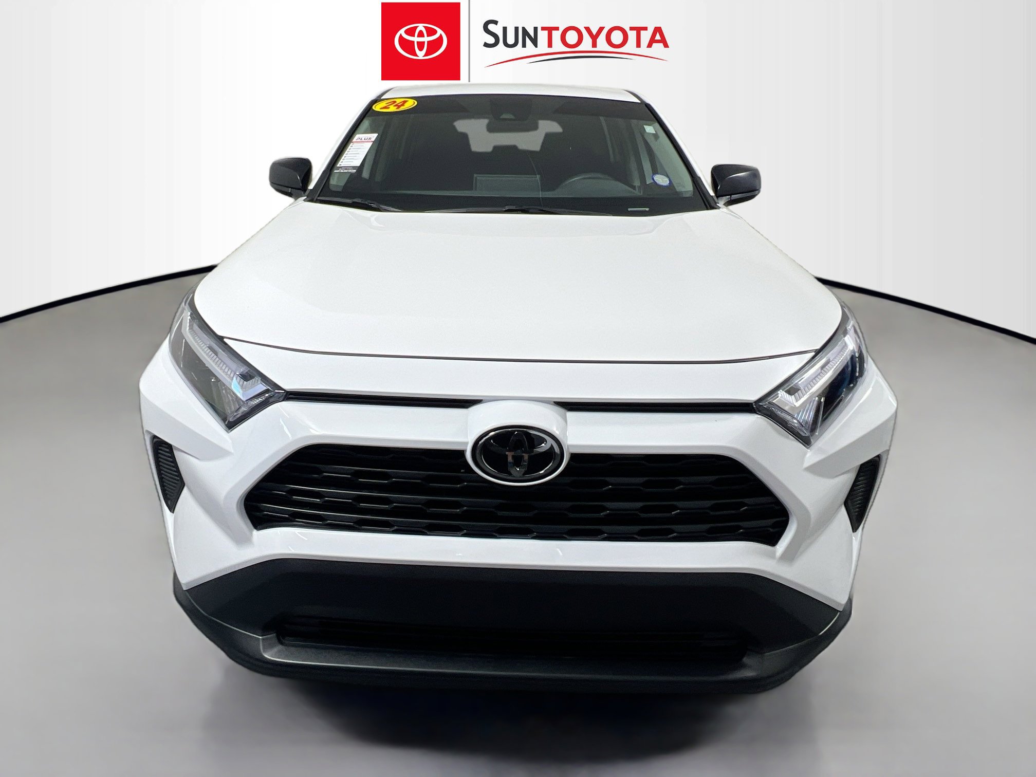 Used 2024 Toyota RAV4 LE image 10
