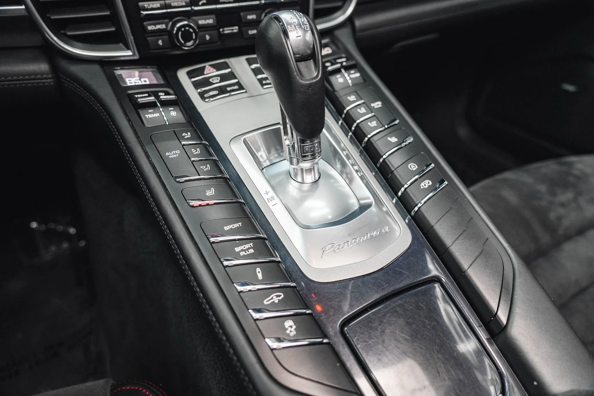 Used 2015 Porsche Panamera GTS w/ Premium Package Plus image 64