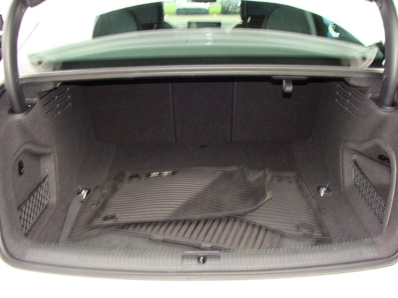 Used 2021 Audi A4 2.0T Premium w/ Convenience Package AWD/4WD image 39
