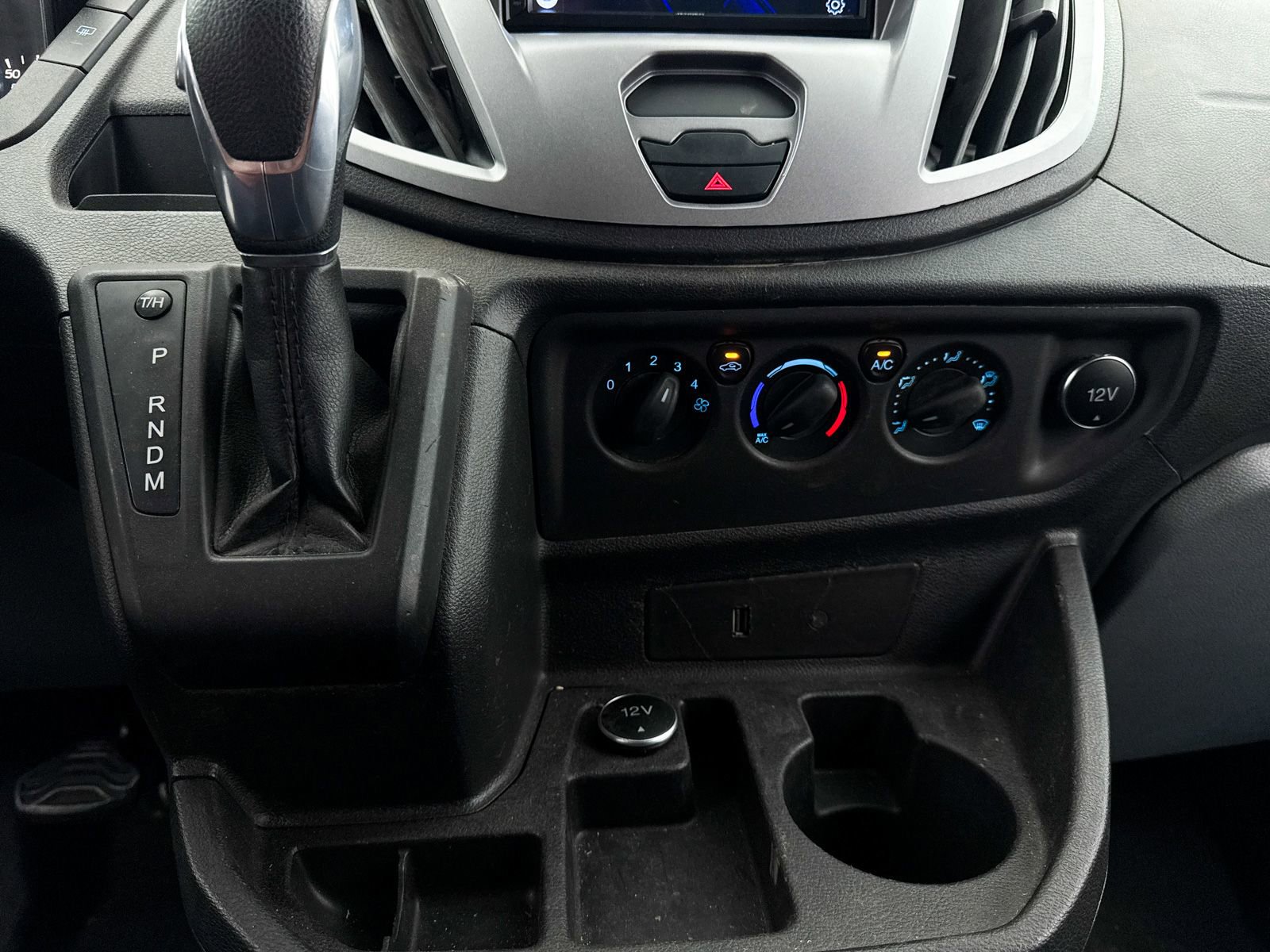 Used 2019 Ford Transit 350 XLT RWD image 21