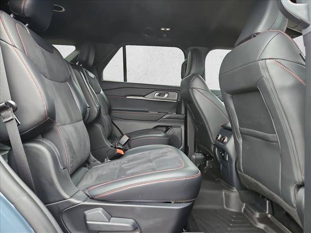 Used 2025 Ford Explorer ST AWD/4WD image 21