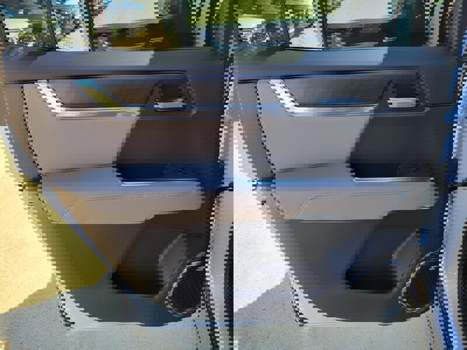 New 2026 GMC Acadia Elevation w/ Elevation Premium Package image 30