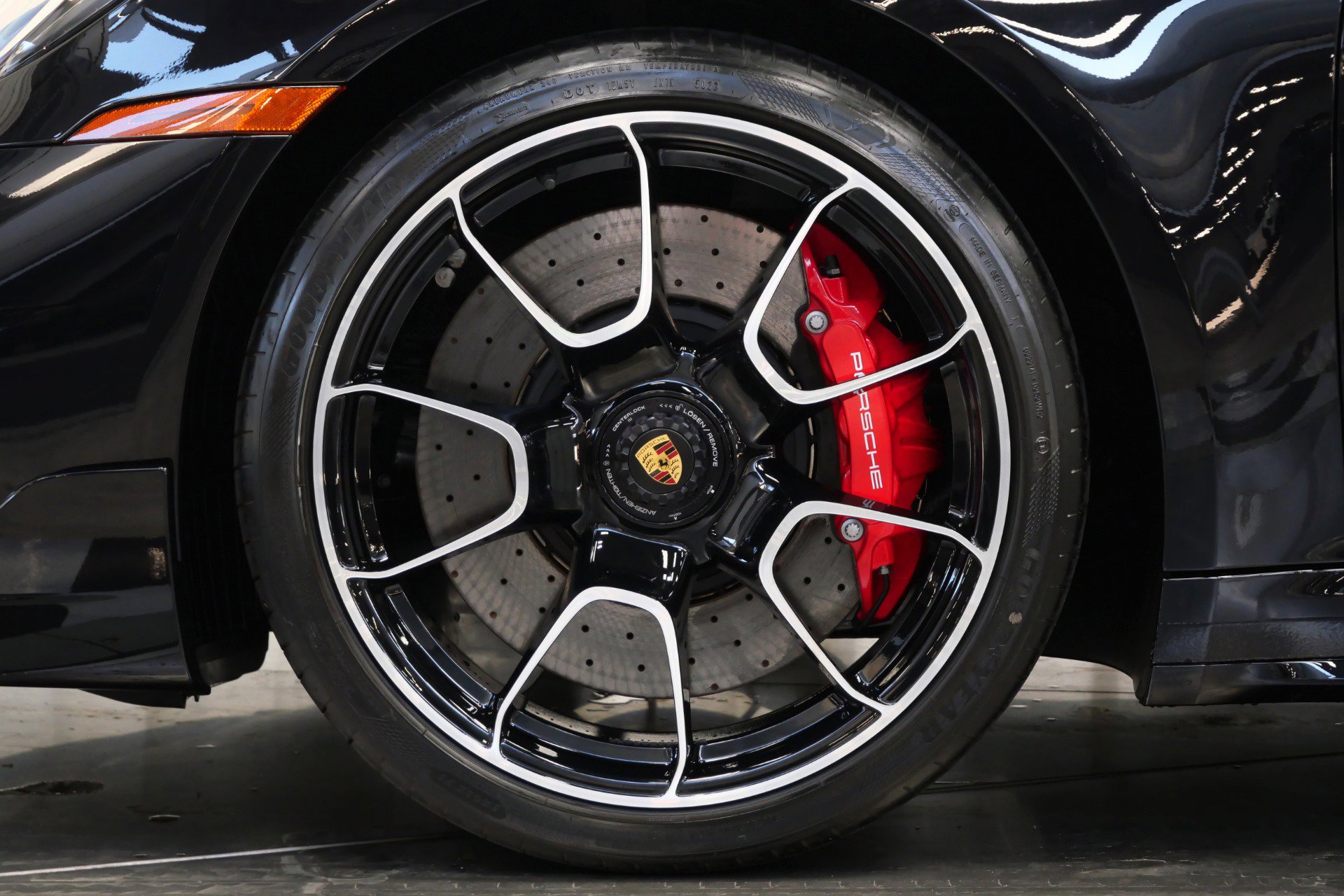 Used 2024 Porsche 911 Turbo image 10