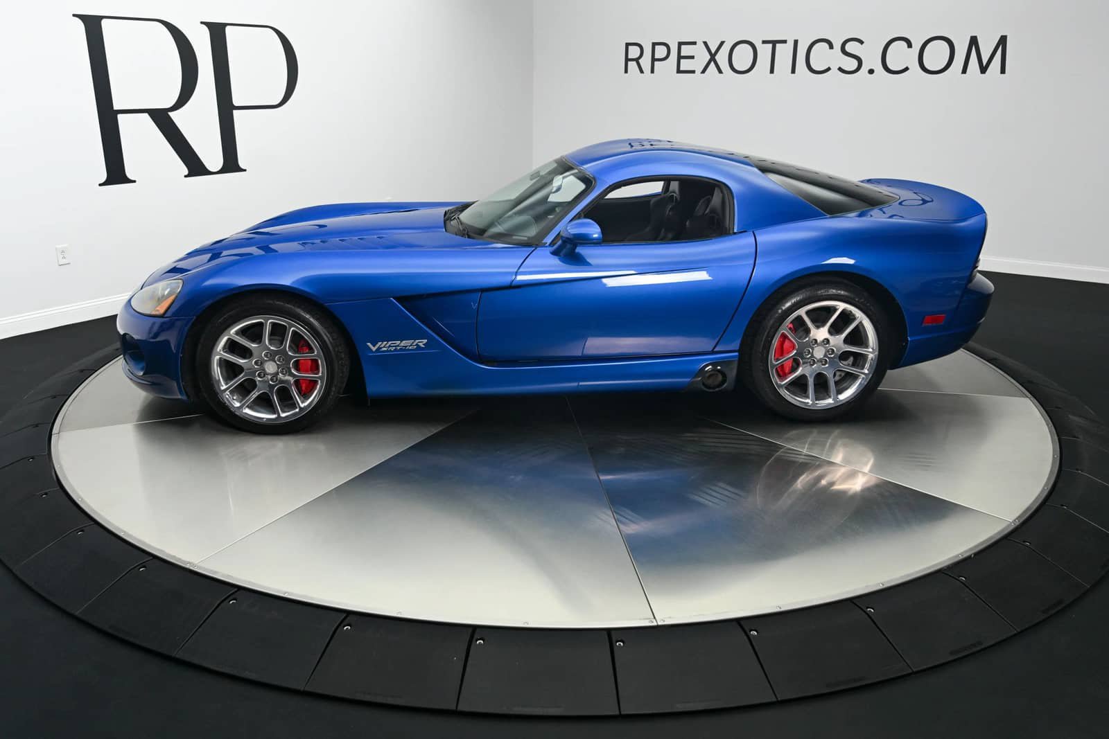 Used 2006 Dodge Viper SRT-10 RWD image 3