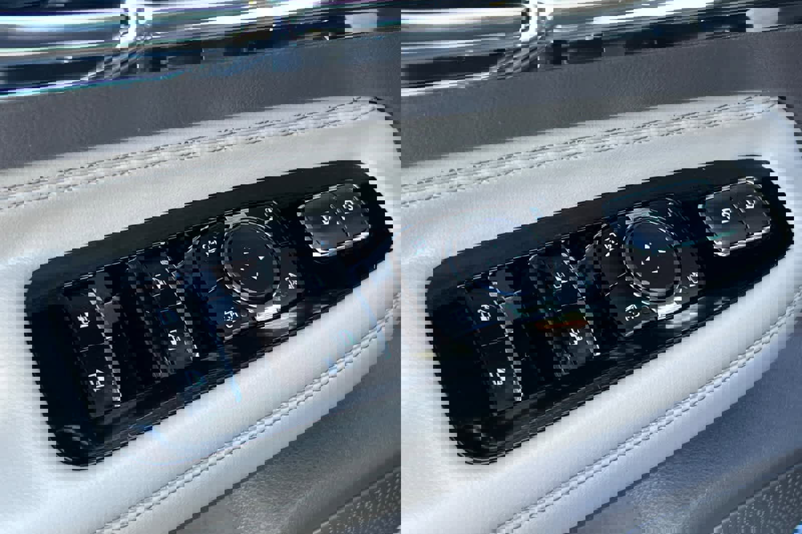 Used 2023 Lincoln Corsair Reserve w/ Equipment Group 201A image 13